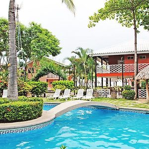 Hotel Vistamar Beachfront Resort & Conference Center